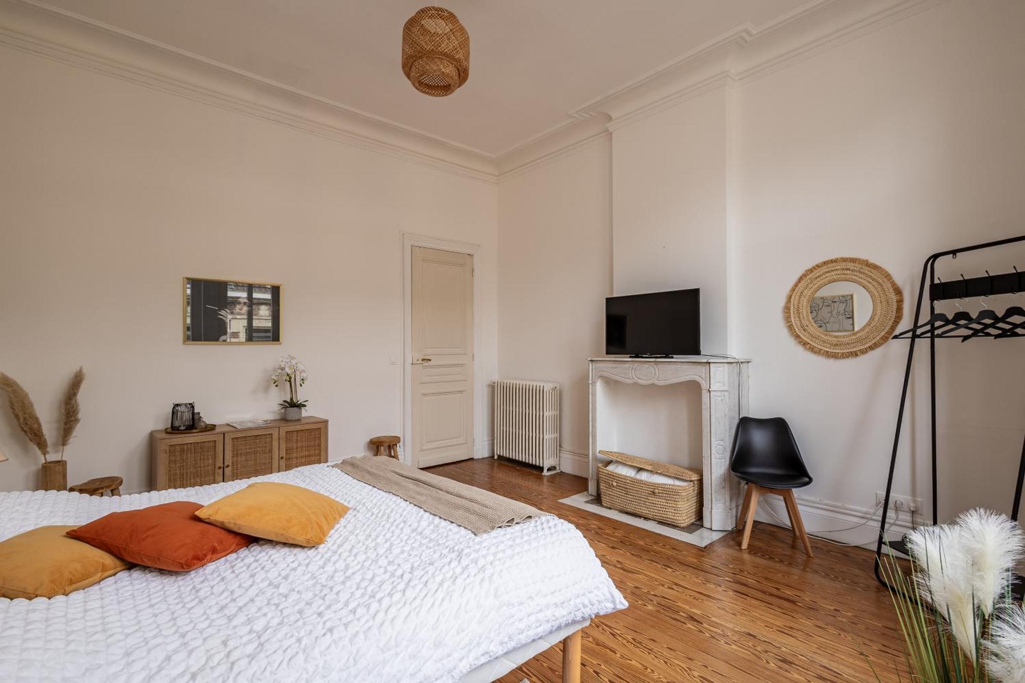 Hotel Particulier - Le 119 Valenciennes Eksteriør billede